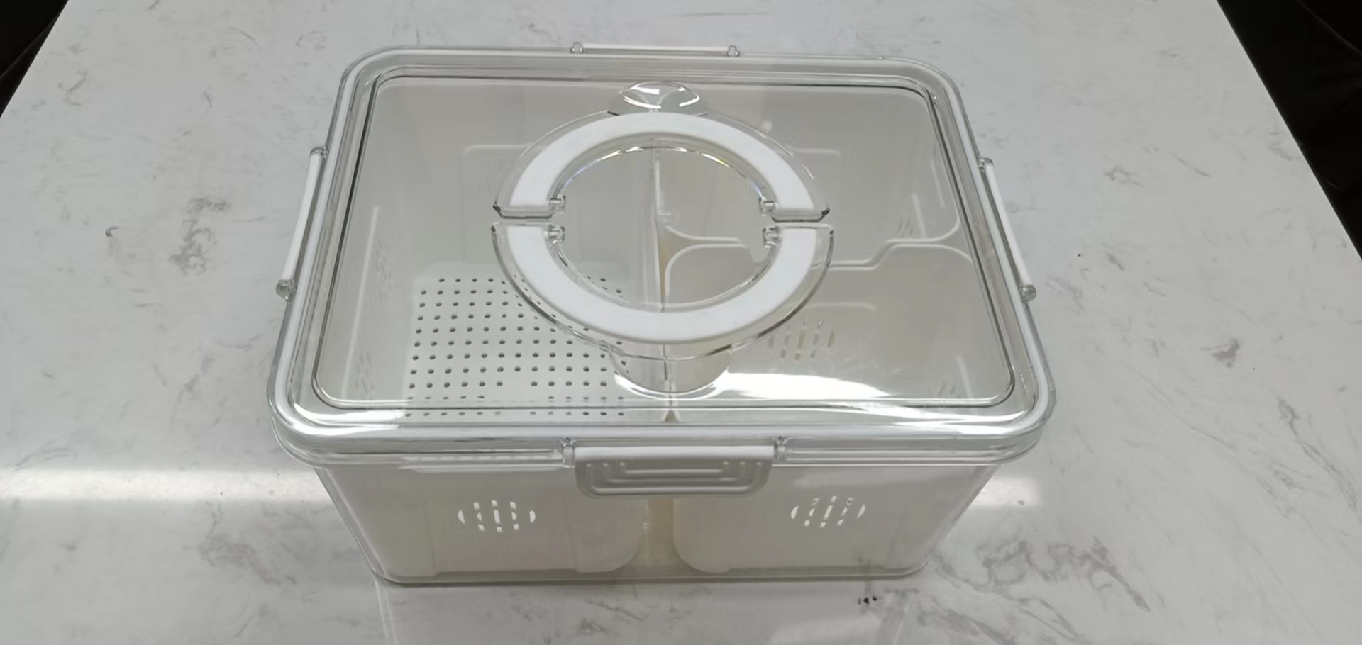 Food grade refrigerator storage box Food sealed crisper box