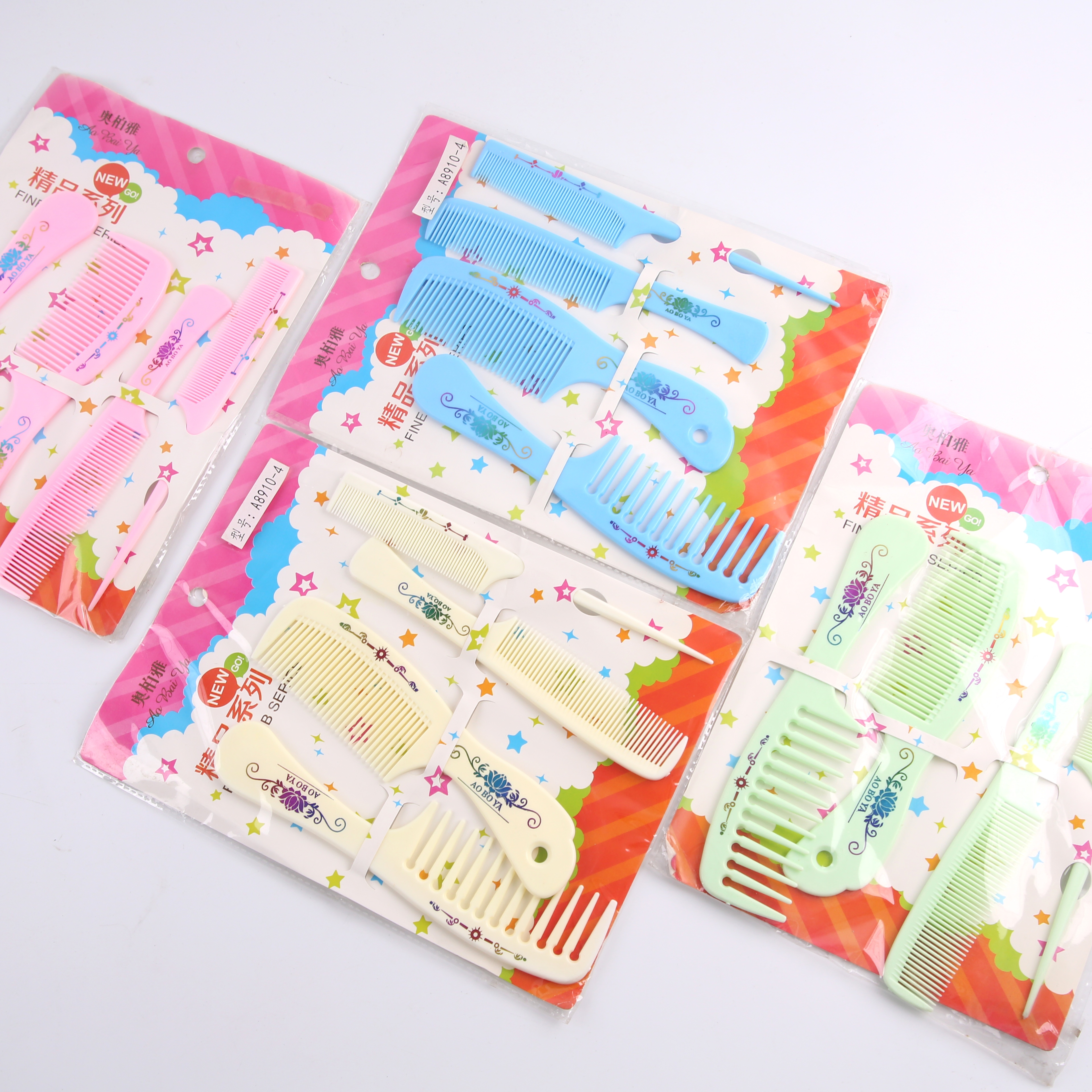 Hair Products Wheat Fragrance Plastic Comb Simple Head Comb Hair Comb Supermarket Supply Wholesale Application Scenario