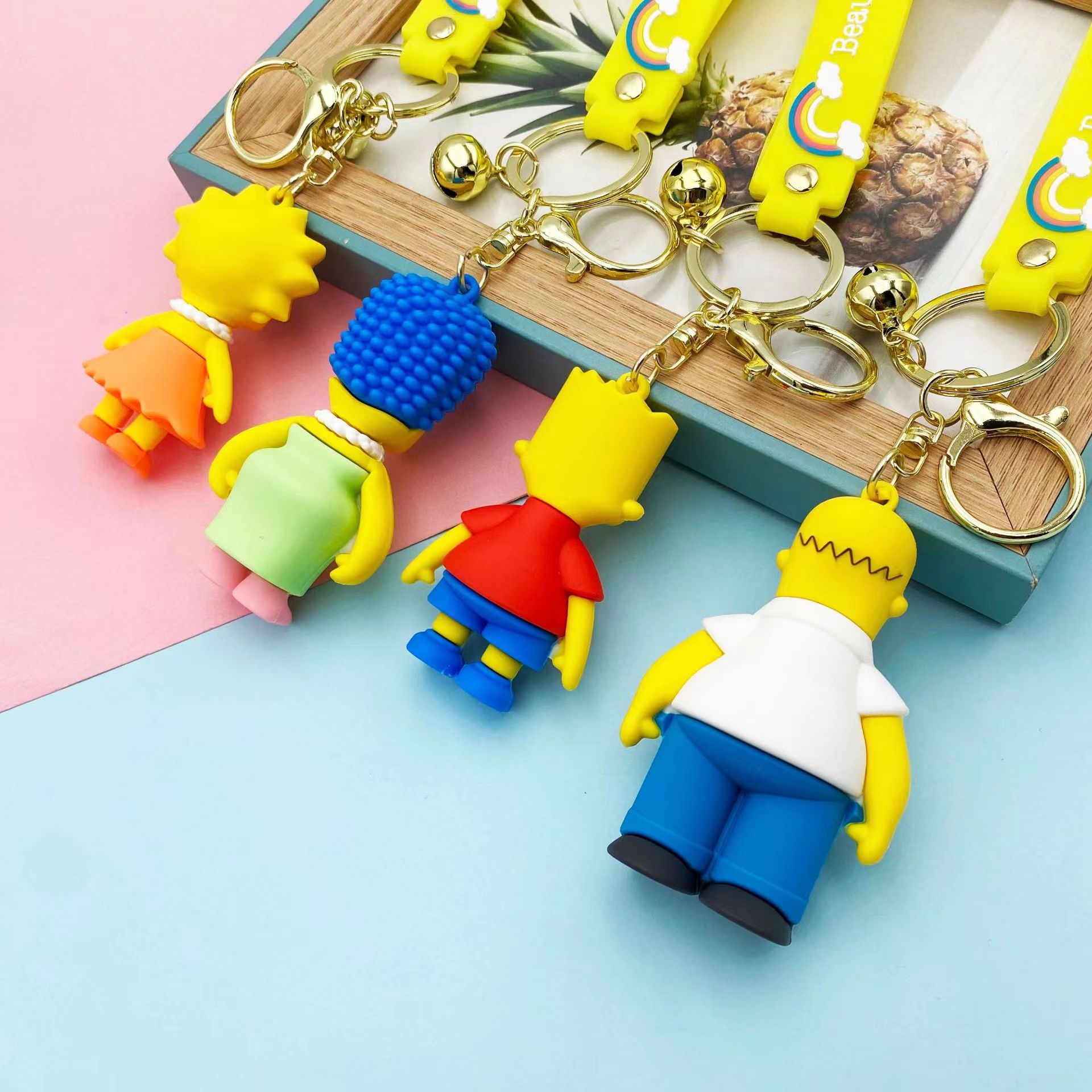 辛普森一家钥匙链可爱情侣汽车小饰品钥匙挂件卡通包包挂饰钥匙扣详情3