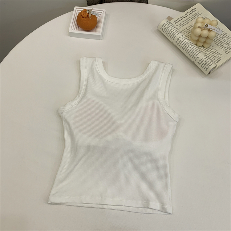 A fleece and thickened halter top for women to wear on the outside is warm and beautiful for the back in autumn and winter. It can be paired with a fitted sleeveless base top inside pic 13