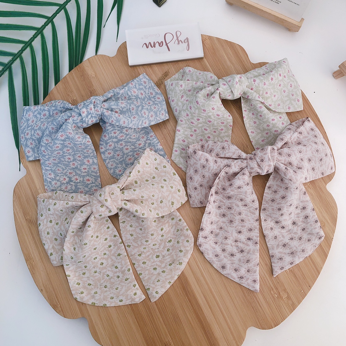 Chiffon Bow Girly Back Head Clip Spring Clip Girly Headdress Hair Ornament Pattern Twist Waist Clip Application Scenario