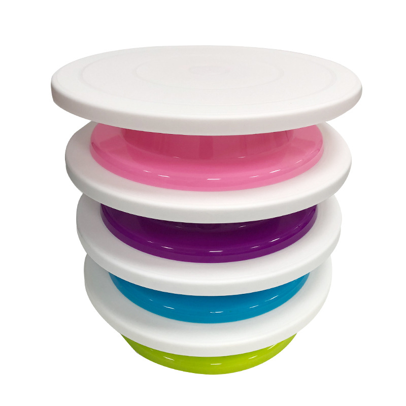 Plastic mounting table