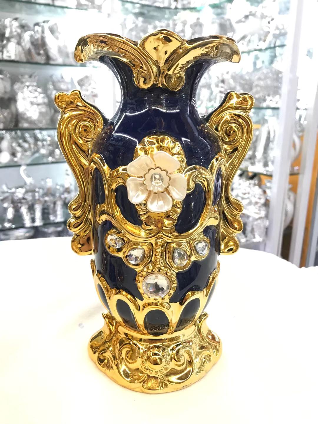 Vase With Ceramic Glaze details Picture