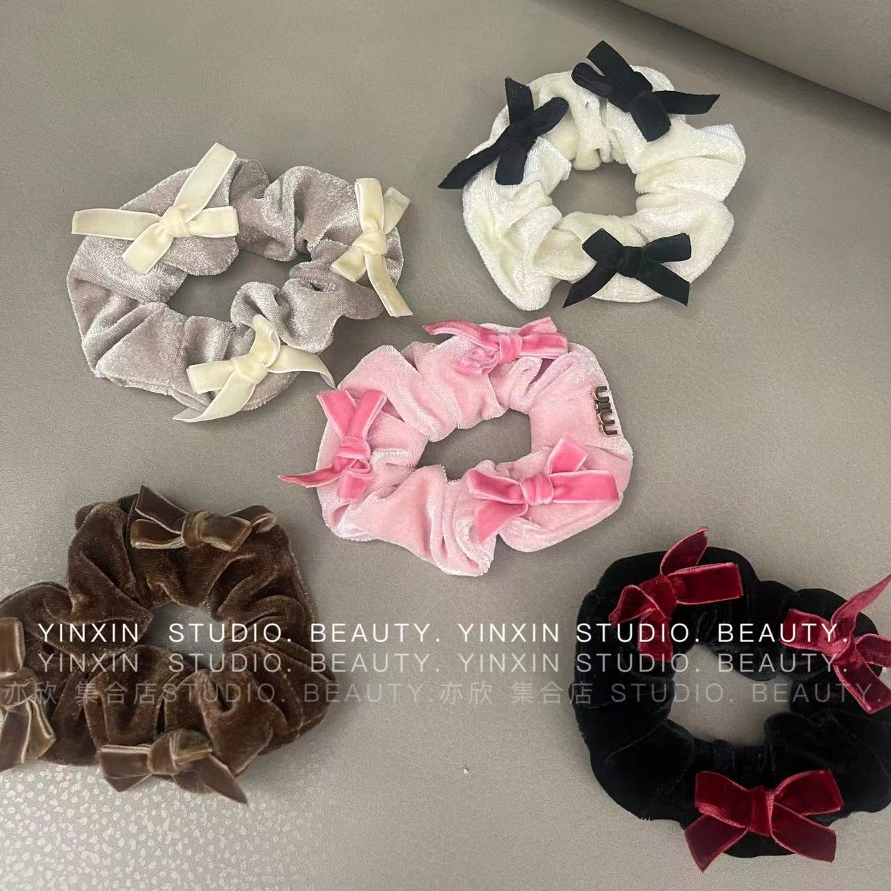 Large large colorectal scrunchie Korean senior sense hair rope head rope retro French sweet wind net red 2021 new female thumbnail