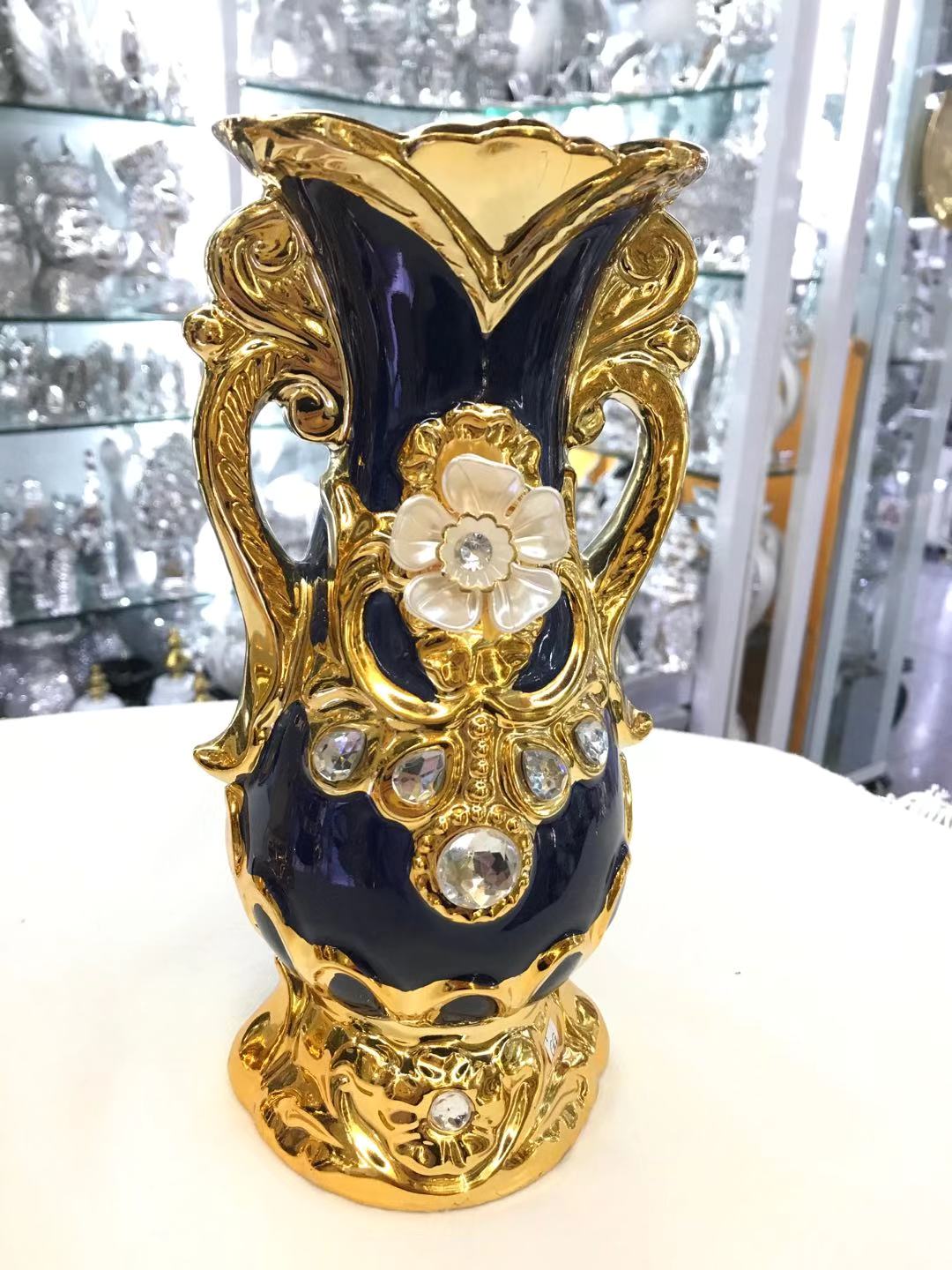 Vase With Ceramic Glaze Application Scenario
