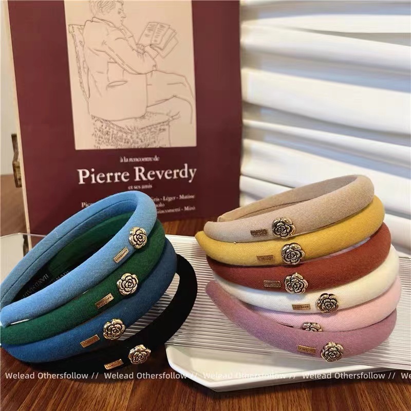 Senior sense small fragrance hair clip hair hoop female 2022 new high cranial top headband cute face wash pressure hair bundle headdress thumbnail