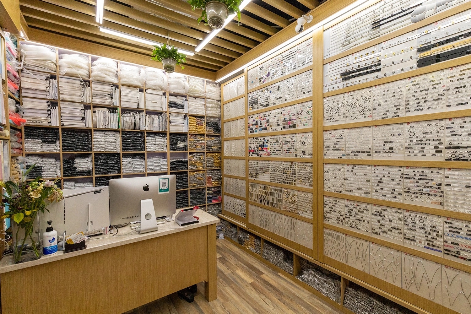 Jindian Underwear Store on the fourth floor describe pic - 8