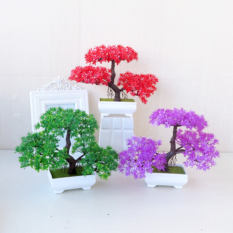Small simulated plant pot