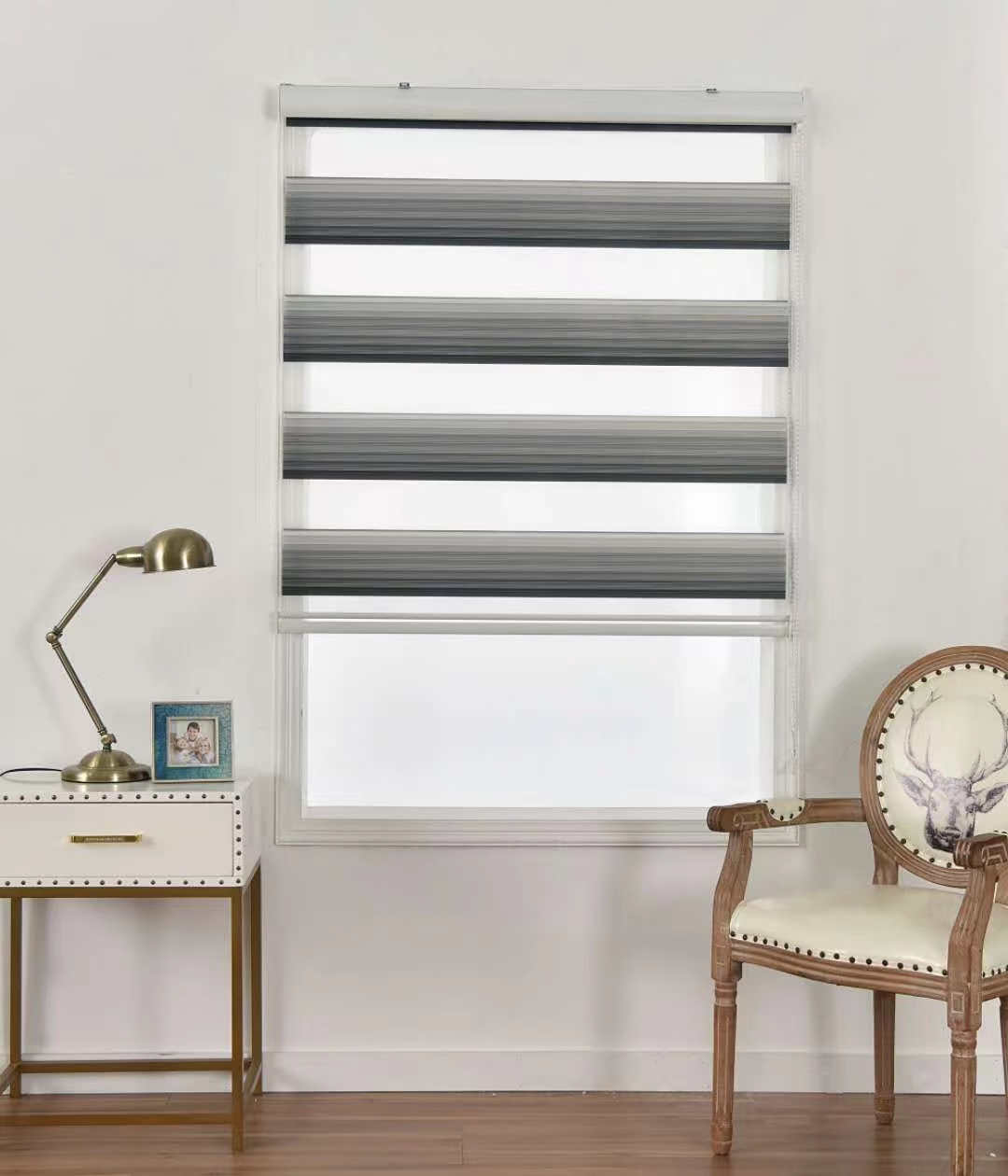 Curtain soft gauze curtain rolling shutter curtain office toilet balcony shading roll pull type thumbnail