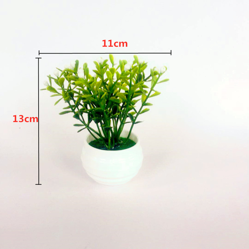 Simulated green plant pot