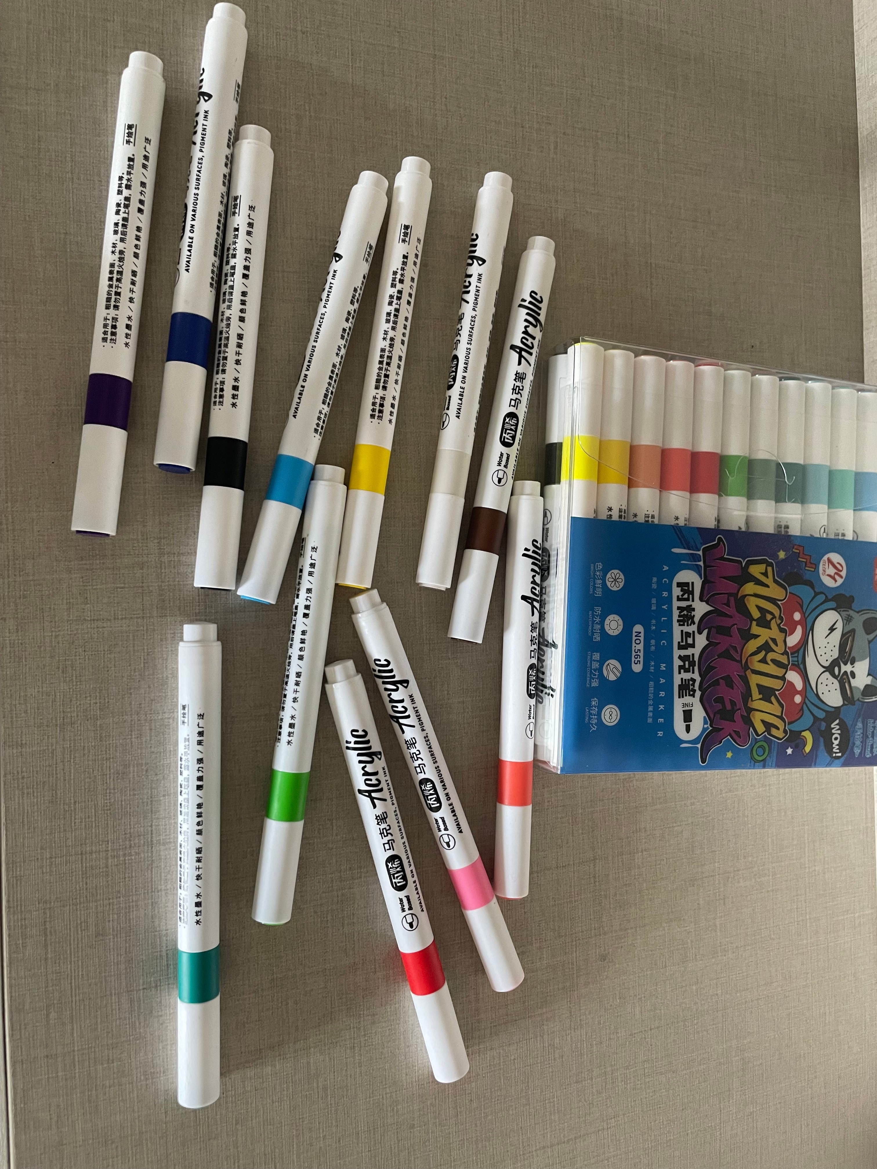 Acrylic Marker details Picture