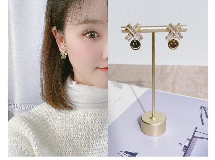 甜酷日常ins风耳环设计银针女ins风锆石笑脸方形耳钉精致中长款迪菲尔-774详情4