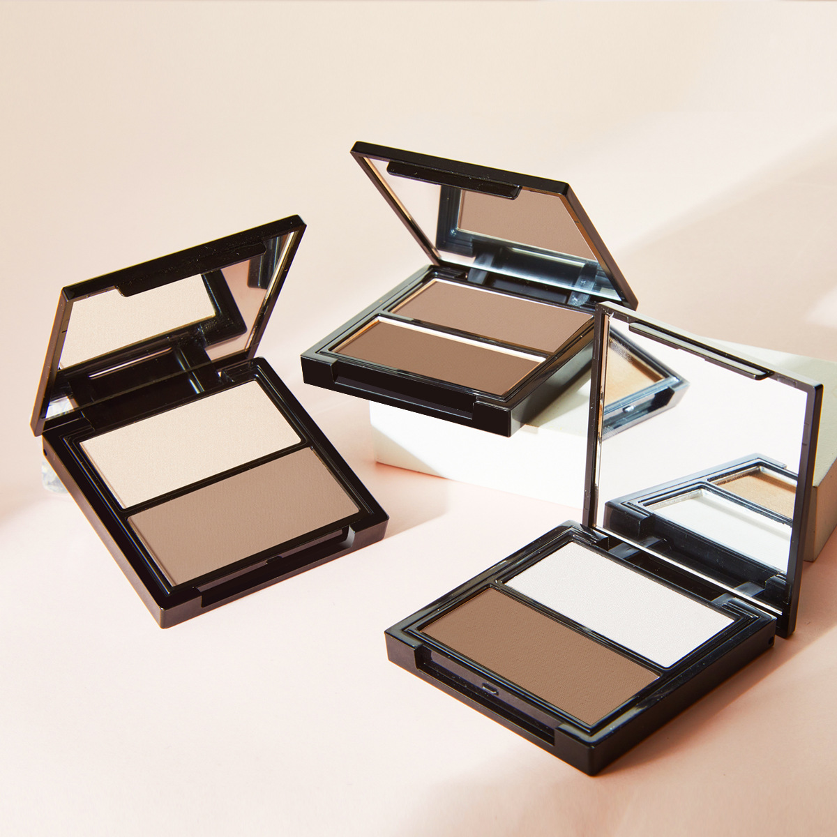 NOVO Three-dimensional Shaping dual-color Contouring Tray, three-dimensional high-gloss shadow Contouring powder, waterproof and sweat-proof, brightening skin tone Application Scenario