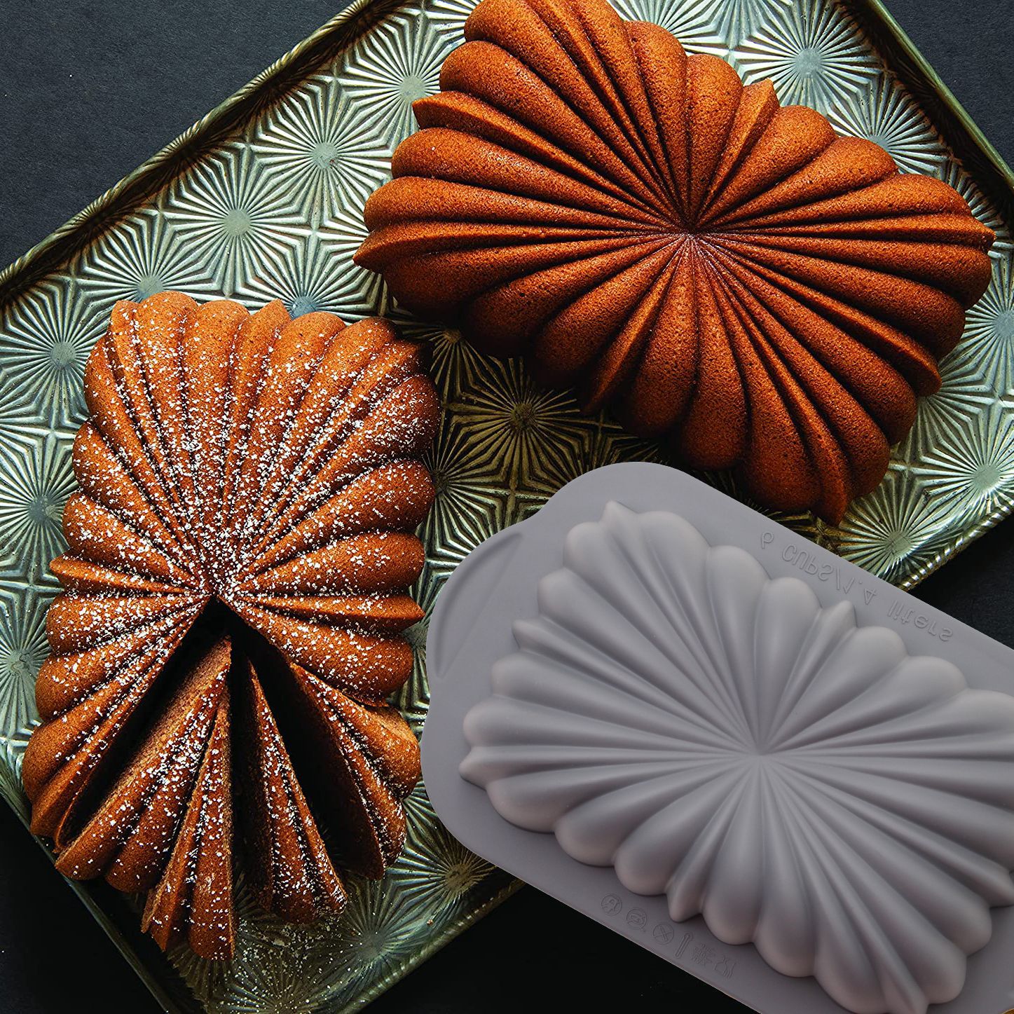 Rectangular flower cake pan Application Scenario
