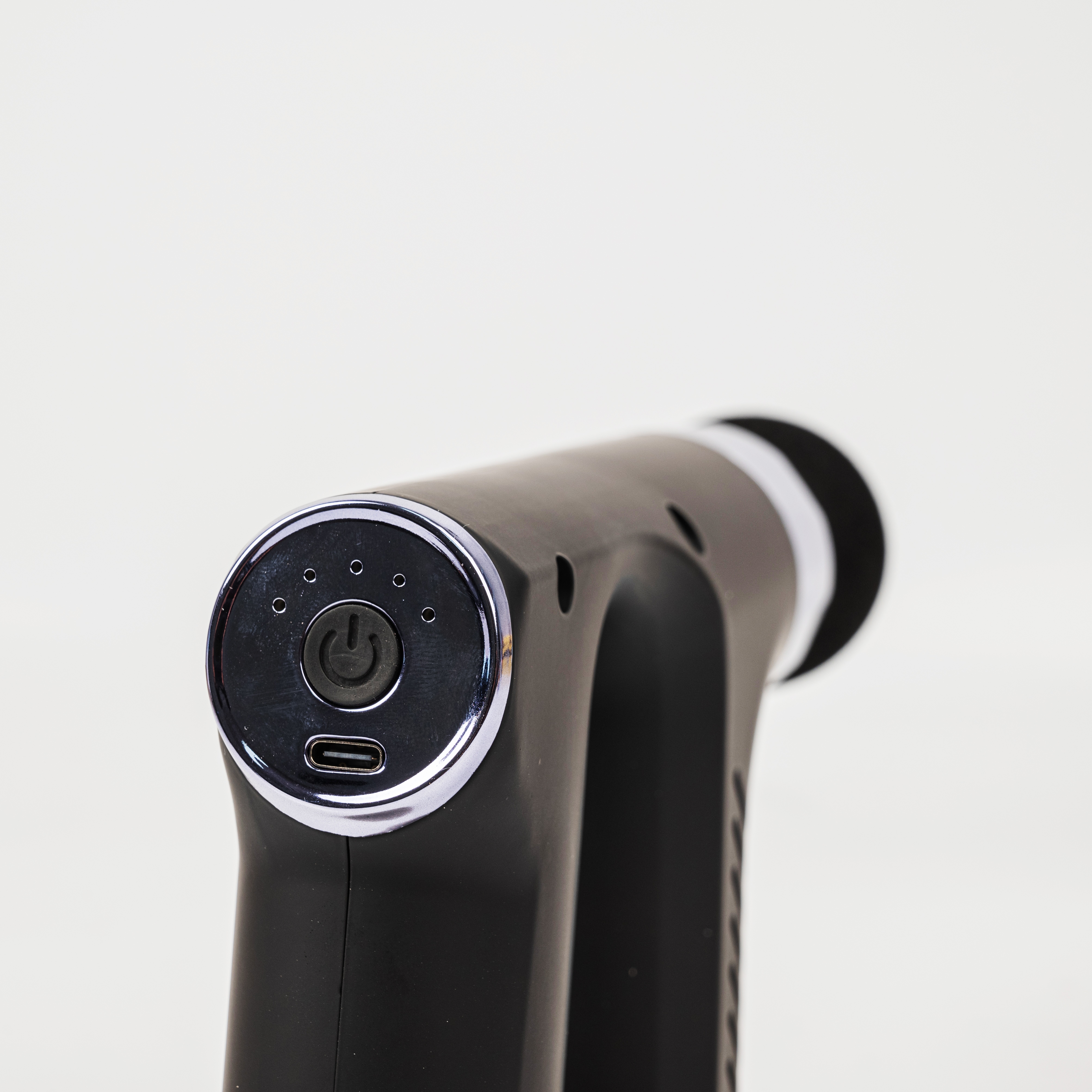 The MAXTOP fascia Gun rechargeable display four-speed fascia gun for fitness and relaxation Application Scenario