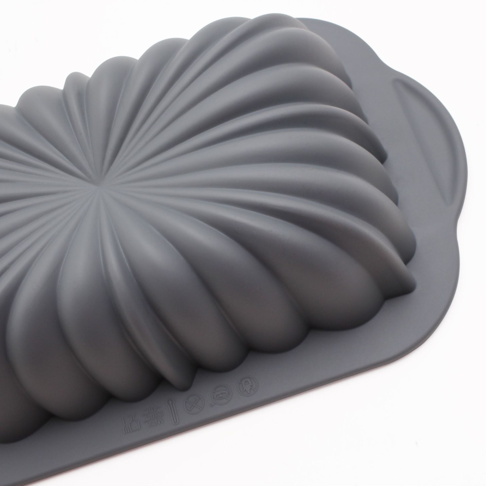 Rectangular flower cake pan full figure