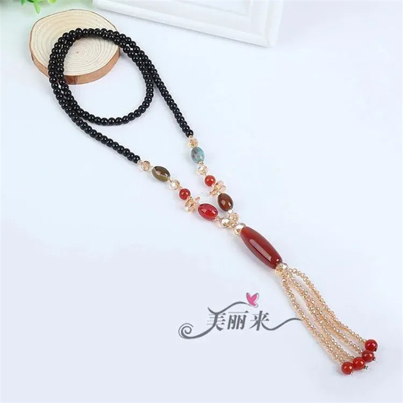 Totem Jewelry Boutique Agate Tube Pendant Necklace Sweater Chain 127 Application Scenario