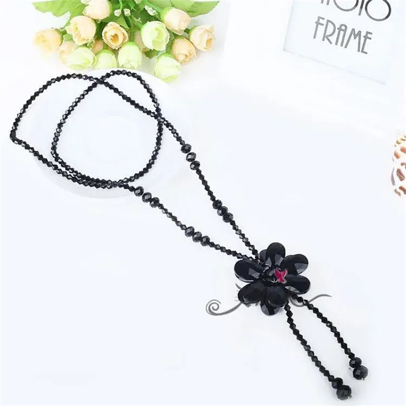 Totem Jewelry Crystal Beaded Double-Sided Floral Pendant Necklace 104 Item Picture