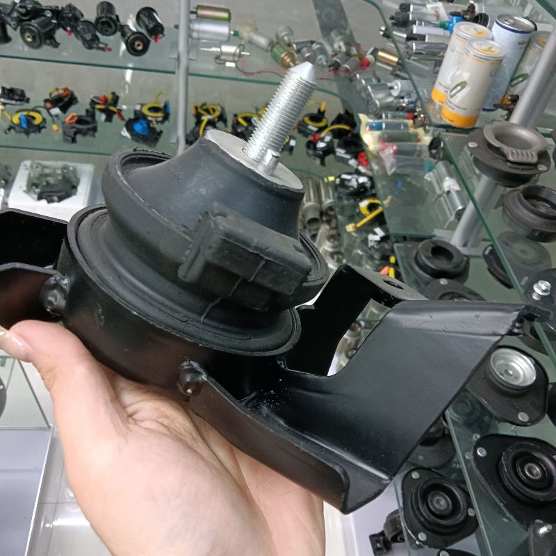 厂家批发 适合用于韩系车型现代 起亚 橡胶支架 型号齐全