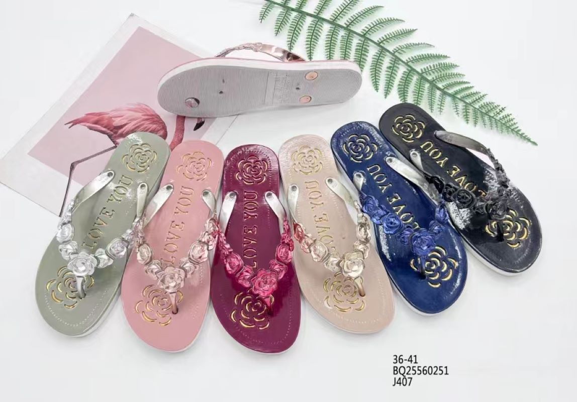 New flip-flops flat shoes women summer wear beach beach cleats flip-flops anti-slip anti-odor trend waterproof soft comfortable