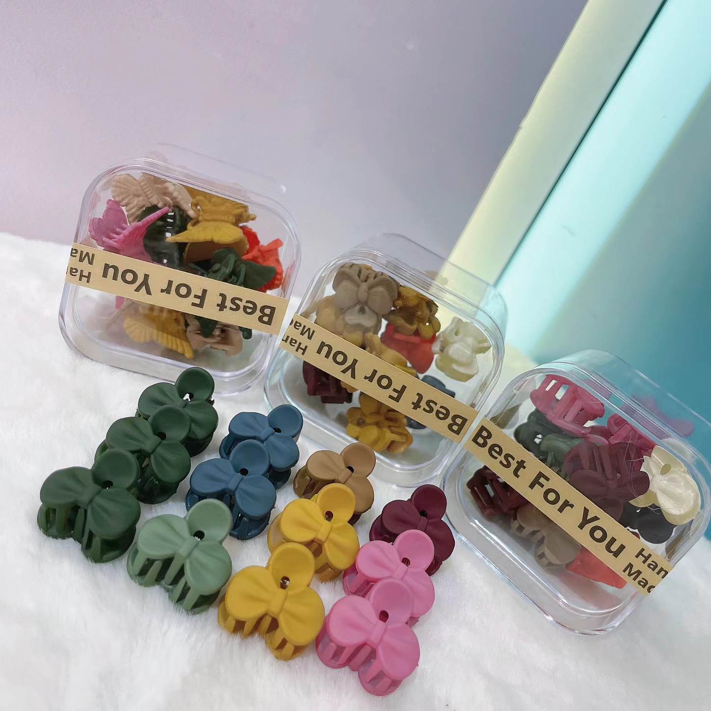 Classic Small Box 12 Claws With Coffee Color Shape Cute Rich Classic Durable Suitable For People details Picture