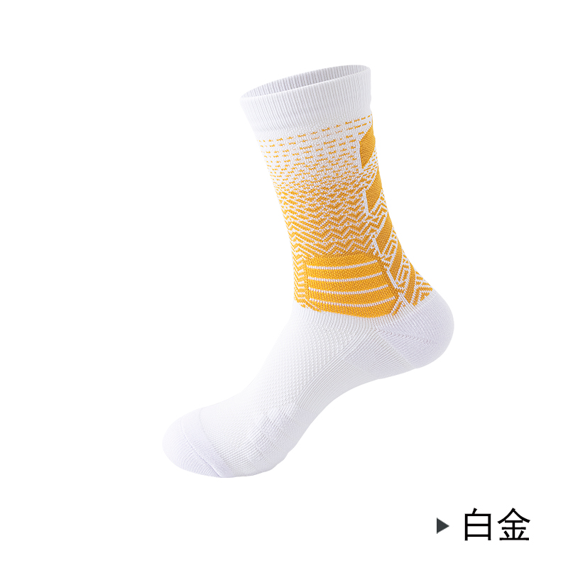 Gradient high-top ball thickened competition comprehensive practical sports socks professional basketball socks Application Scenario