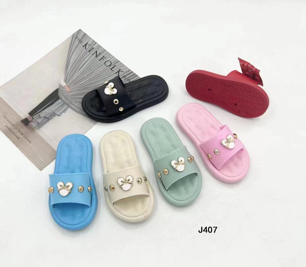 Summer new flip-flops wear flip-flops with platform soles and open-toed flats for women wear flip-flops with flip-flops