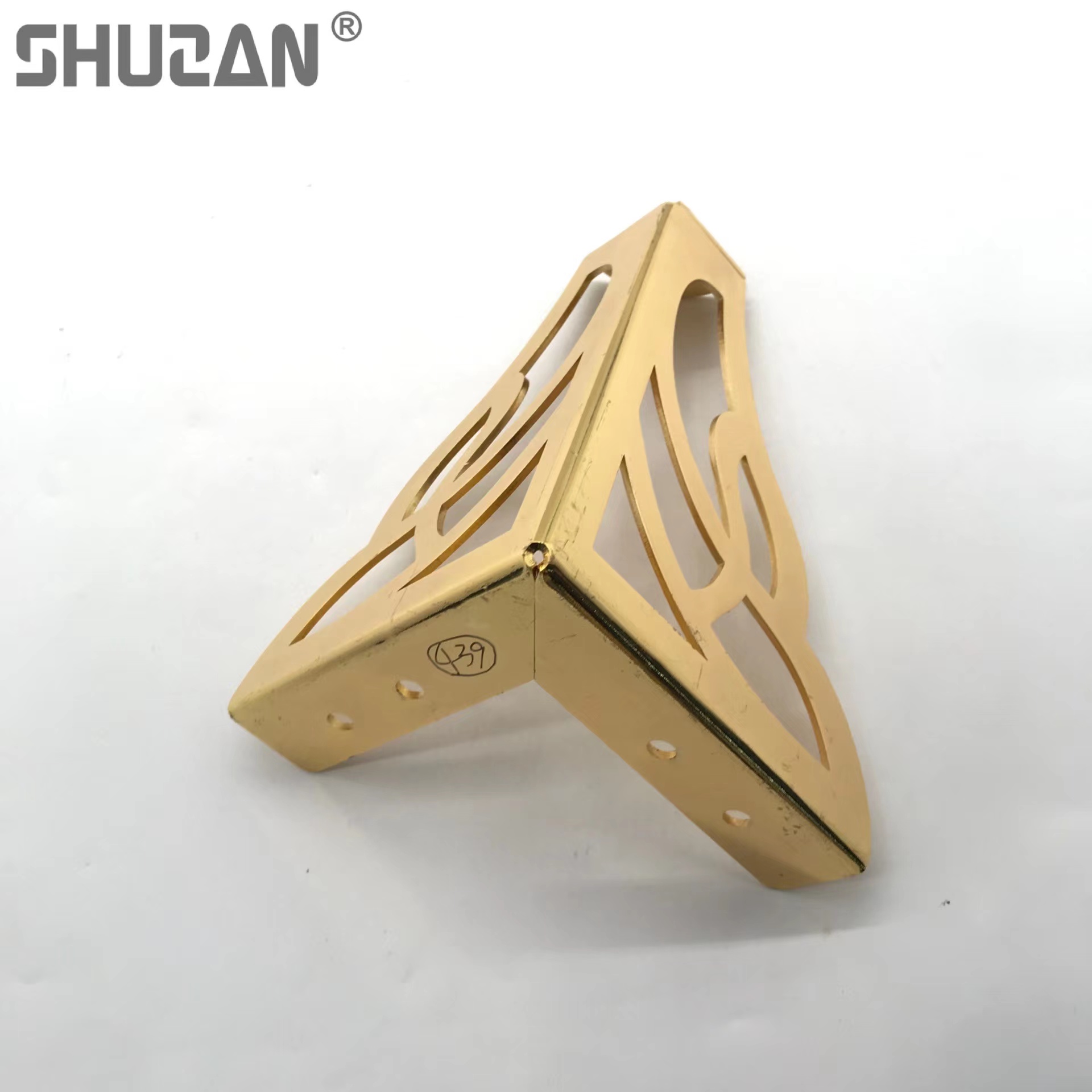 Factory Direct Sales Of Engraved Corner Cabinet Legs, Sofa Legs And Household Hardware Accessories Specification drawing
