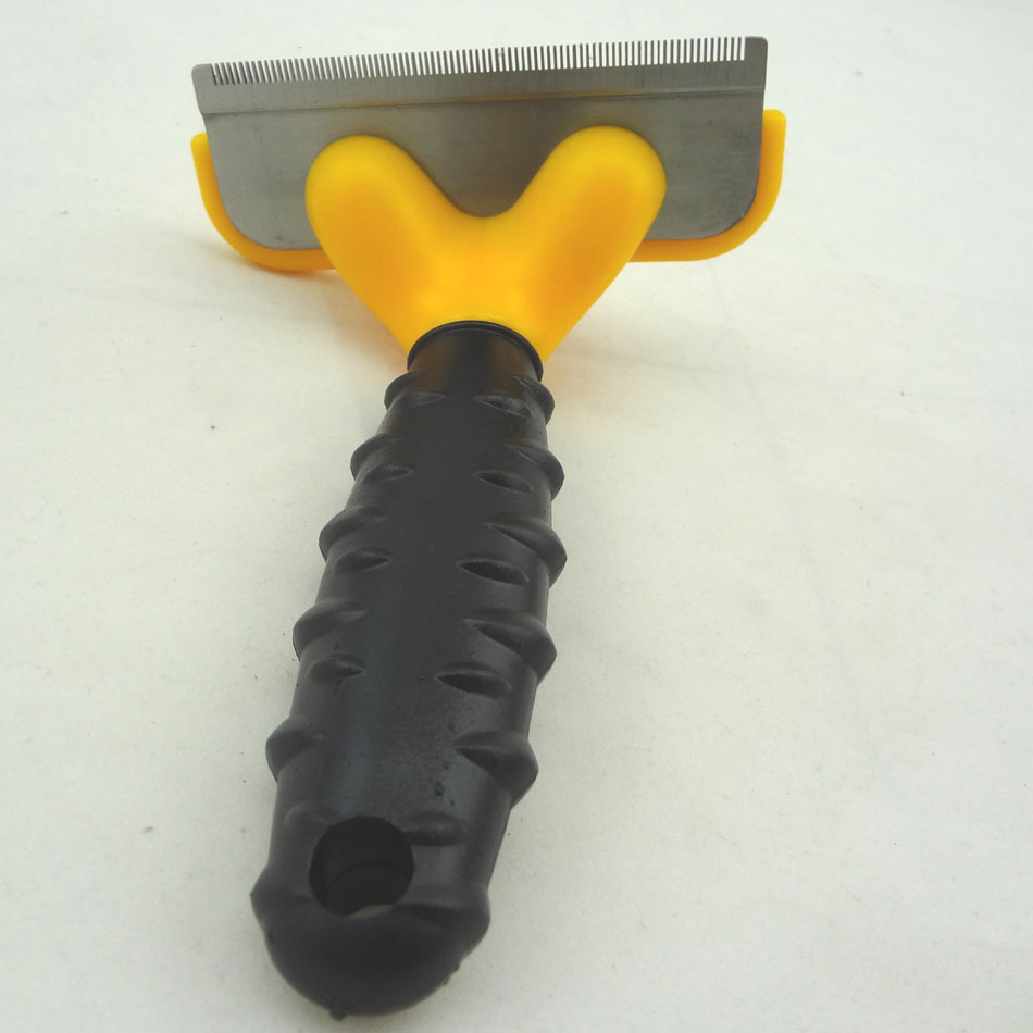Pet hair removal comb