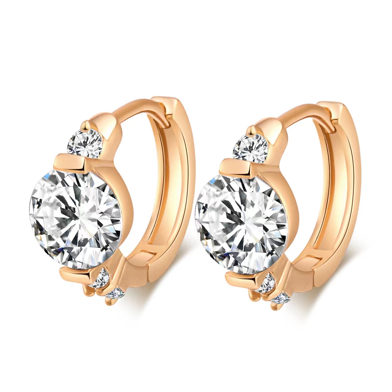Butterfly ear clip without piercing earrings female ins style simple and small temperament high-grade earrings 2022 new fashion Yiwu-001 beautiful jewelry thumbnail