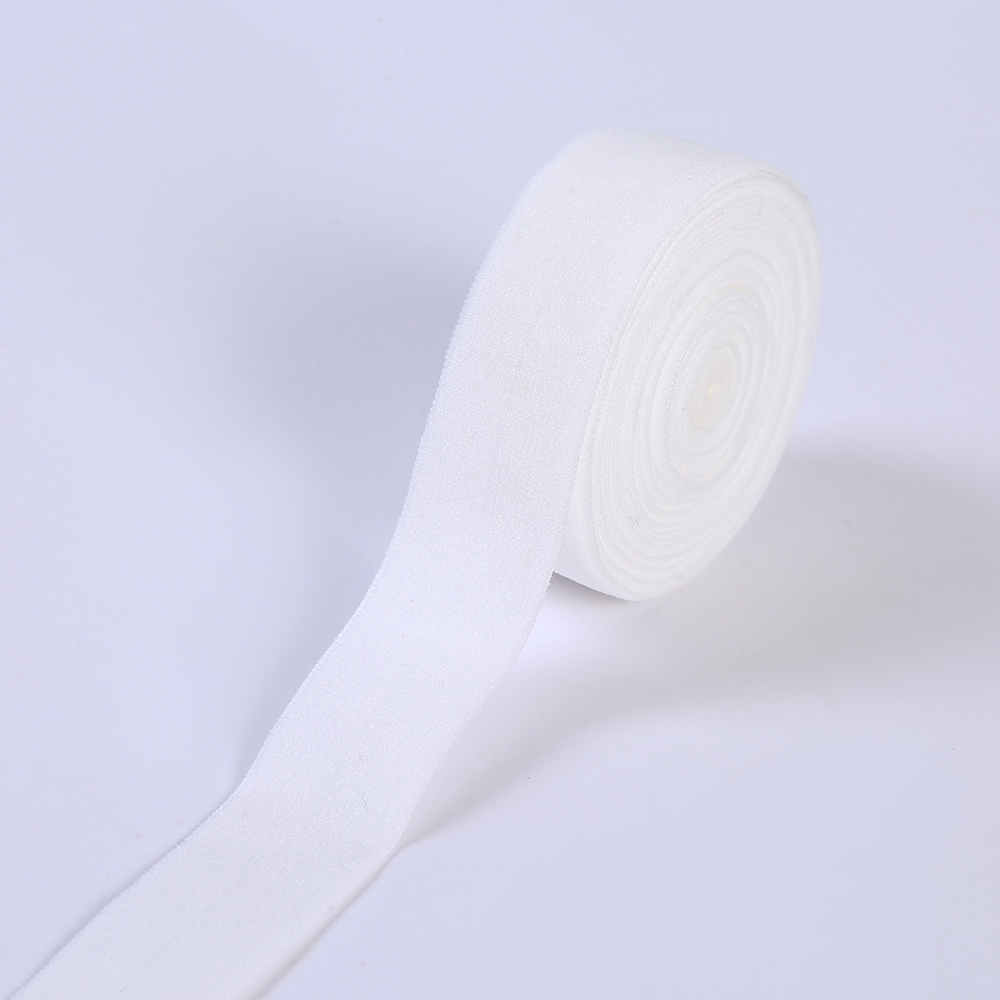 In stock, we offer down jackets with nylon folded hemming and spandex hemming strips. The hemming is environmentally friendly and dyed. Bulk purchase offers better prices pic 5