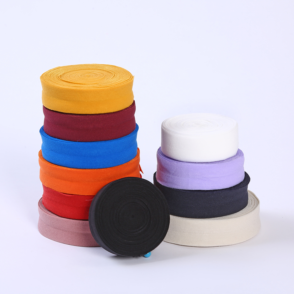 In stock, we offer down jackets with nylon folded hemming and spandex hemming strips. The hemming is environmentally friendly and dyed. Bulk purchase offers better prices pic 3