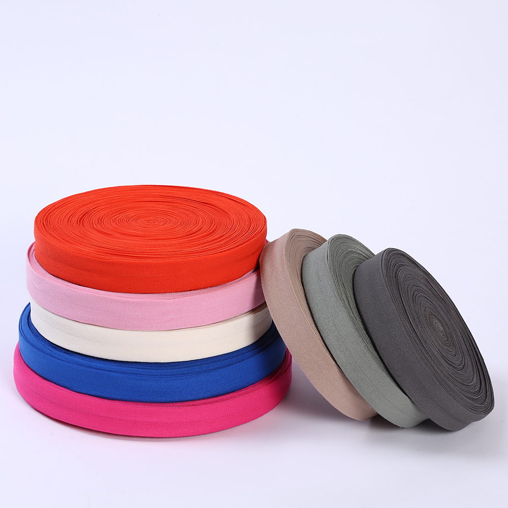 In stock, we offer down jackets with nylon folded hemming and spandex hemming strips. The hemming is environmentally friendly and dyed. Bulk purchase offers better prices pic 2