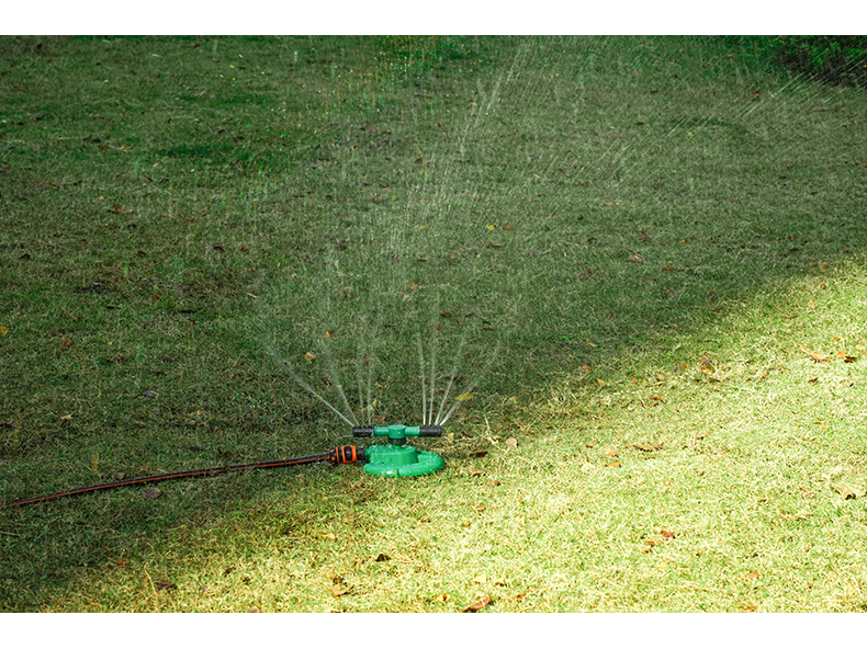 佰世园艺自动洒水器草坪农用喷灌浇水园林浇花 360度旋转灌溉喷头详情17