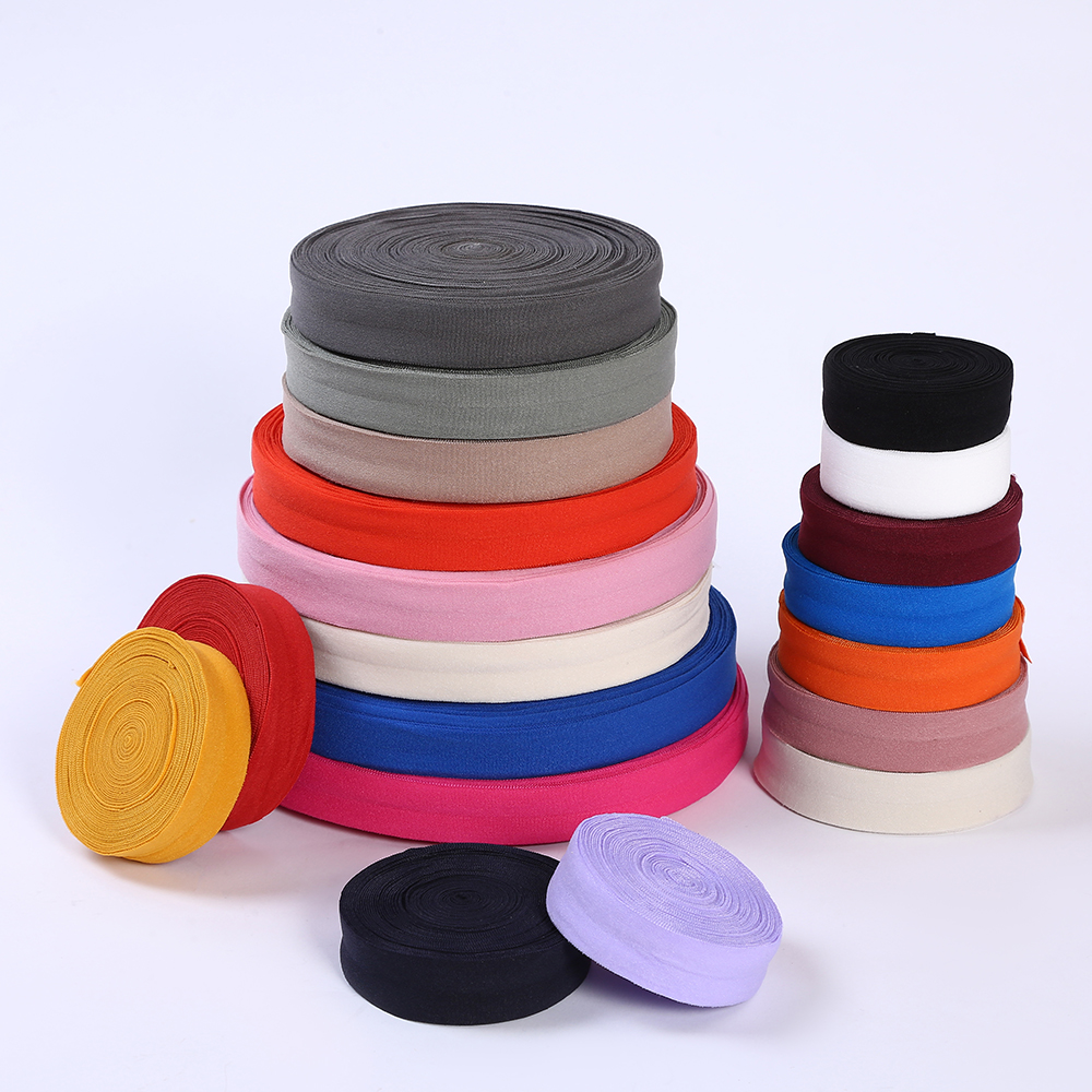 In stock, we offer down jackets with nylon folded hemming and spandex hemming strips. The hemming is environmentally friendly and dyed. Bulk purchase offers better prices pic 1