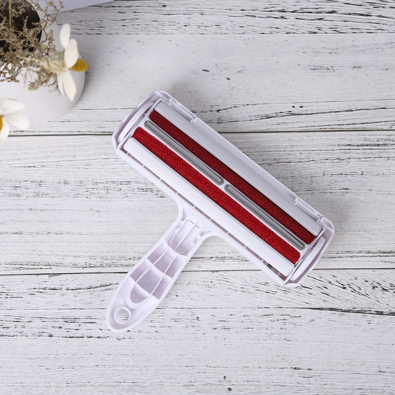 Pet roller brush