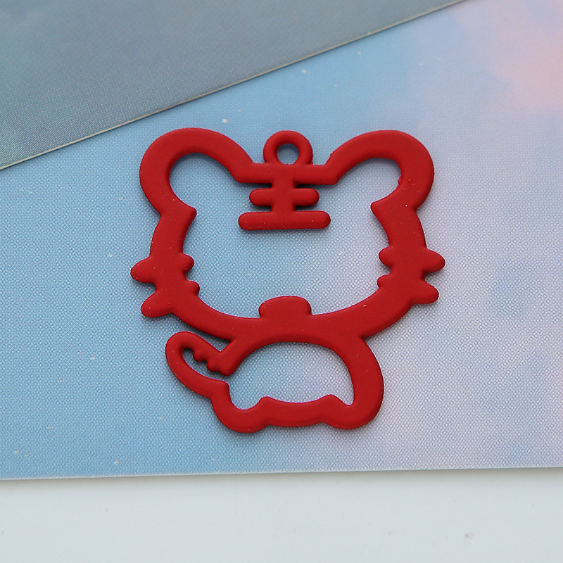 DIY jewelry accessories K gold oil-dripping alloy small pendant tiger Application Scenario