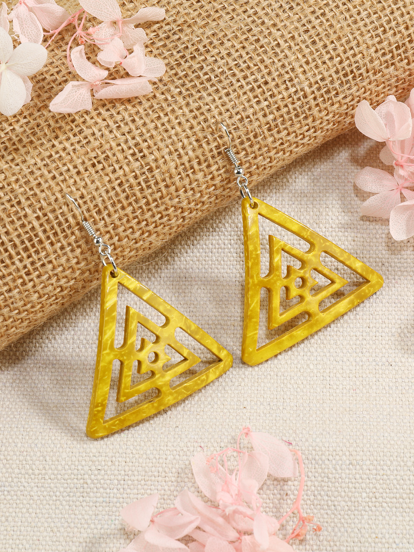 Boho tropical style ethnic style vintage handmade coconut shell earrings Fu Coir Coir -322