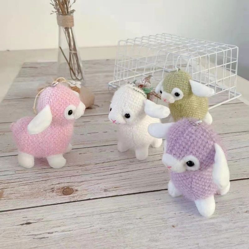 Peluche con forma de oveja colgante de hilo de lana multicolor visionary toy 01 details Picture
