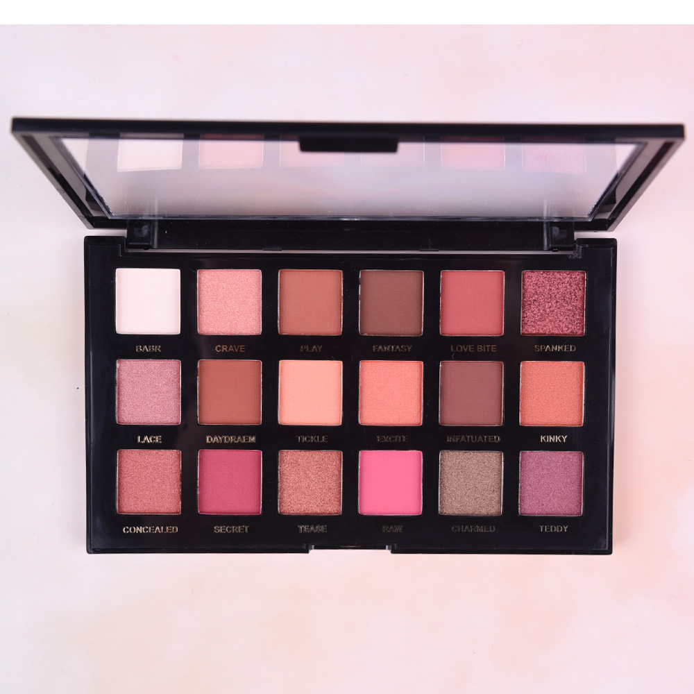 18 color Eye shadow make up pallette eyeshadow in customized shades thumbnail