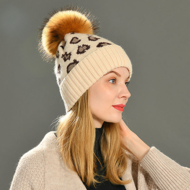 Leopard Pattern Wool Beanie Thick Double Layer Knit Beanie Hat With Detachable Fur Pom Pom Winter Women Custom Beanies Knit Wool