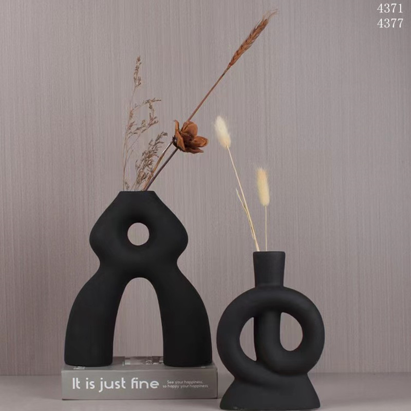 New Nordic modern minimalist geometric ceramic vases, living room decorative cabinets, hotel model rooms, wedding handicrafts details Picture