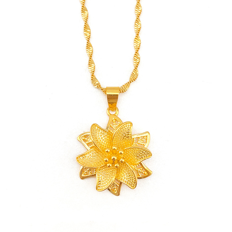 Pure Copper Plating Fashion Exquisite Ladies Small Flower Pendant Necklace Pendant Brass Gold Plated Jewelry Sargent Gold Jewelry Factory Direct Sales Novel Jewelry Item Picture