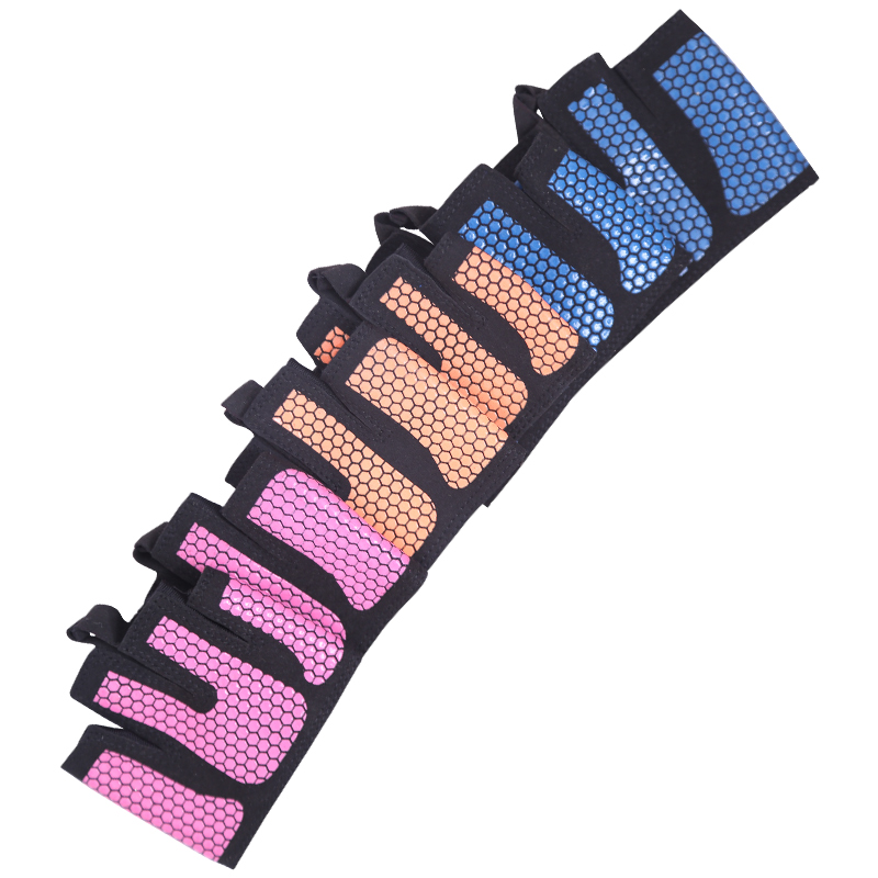 Four-Finger Fitness Yoga Gloves Dumbbell Half-Finger Male And Female Couples Palm Training Horizontal Bar Non-Slip Finger Protection Bicycle Gloves Item Picture