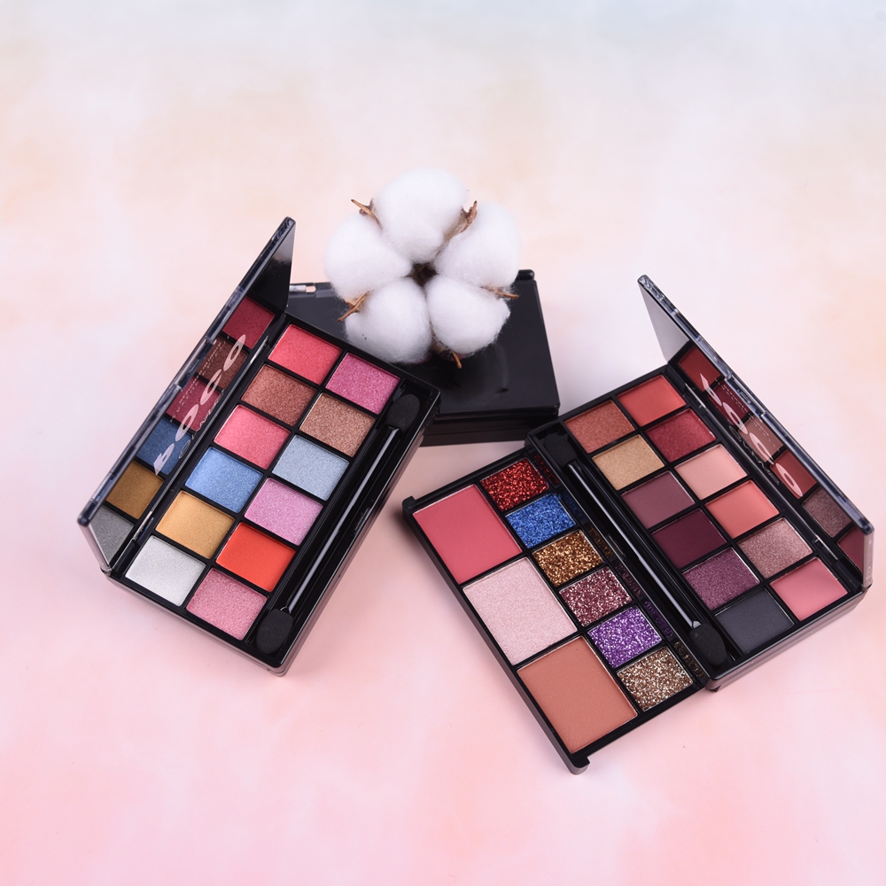 fantastic makeup kit box thumbnail