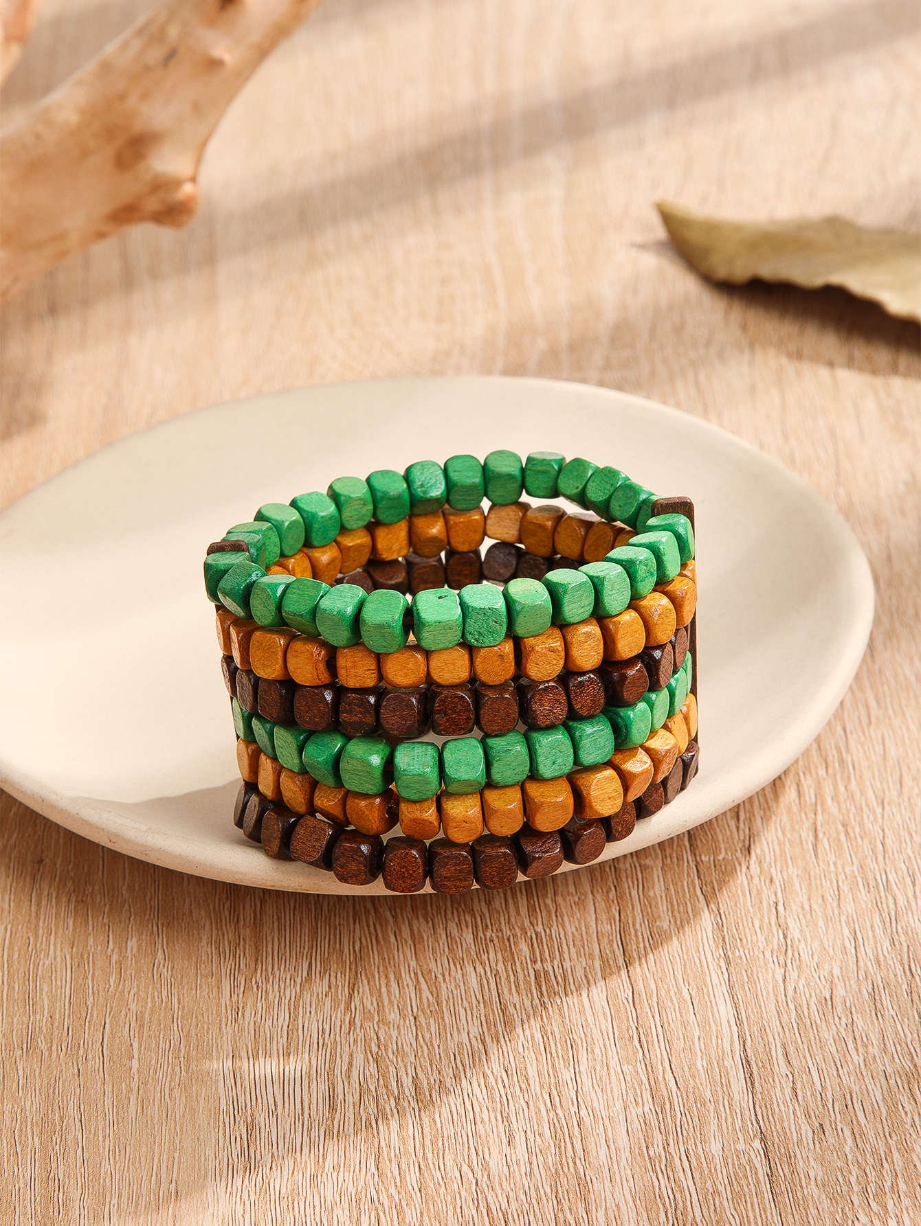 Boho tropical folk style retro handmade wooden beaded bracelet Fucoco-378 details Picture