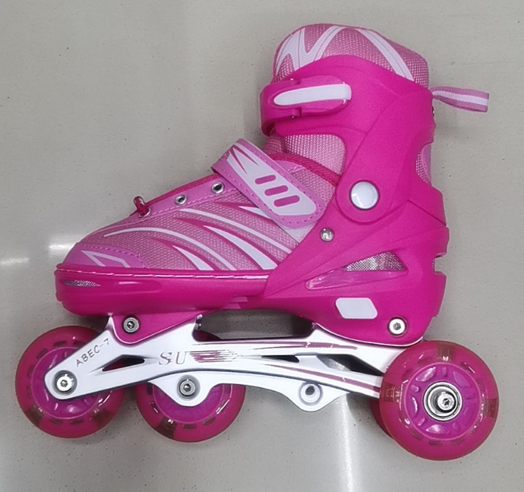 857Pu Roller Skates Adjustable Size Roller Skates Full Flash Roller Skates Item Picture