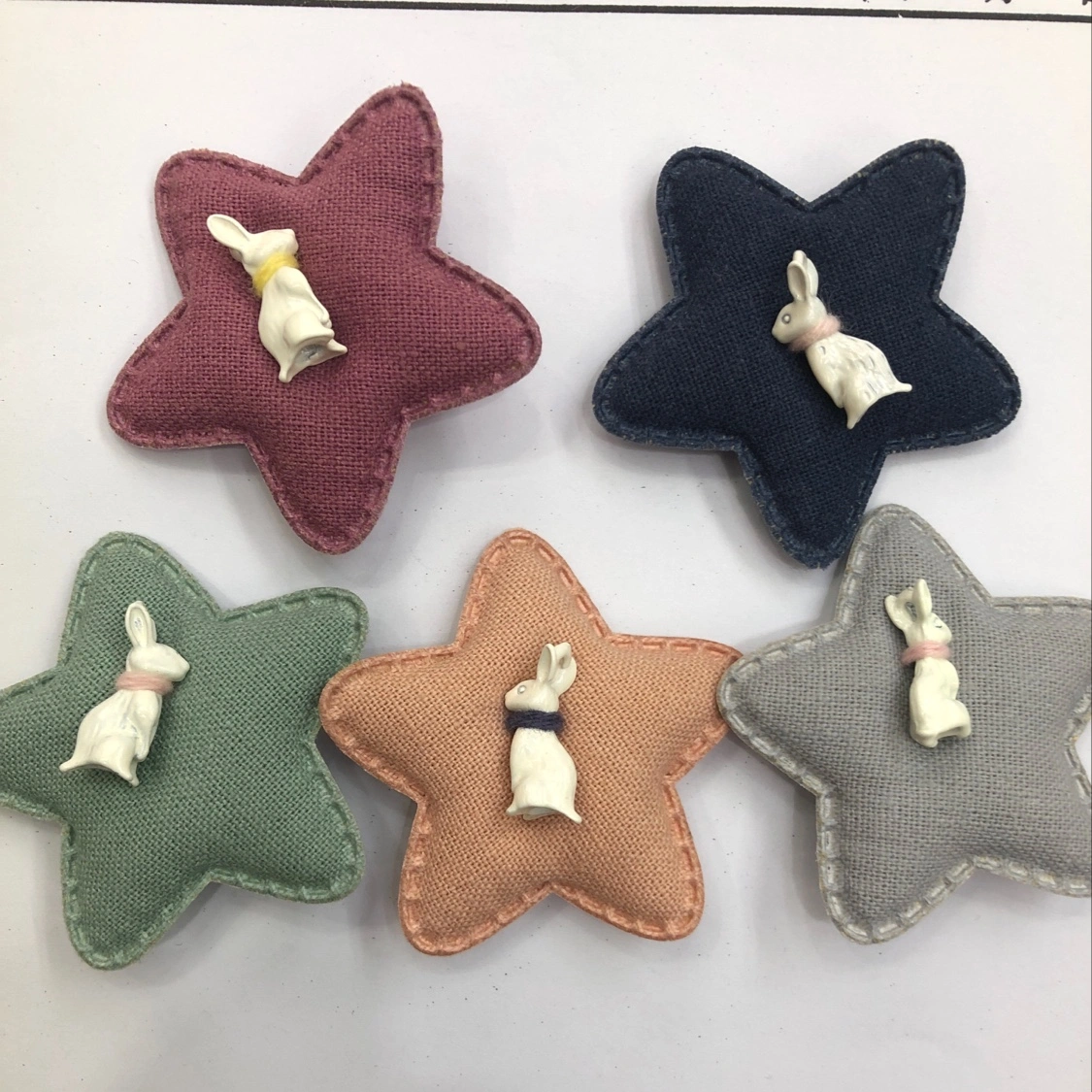 Linen five-pointed star with cute alloy little rabbit in five colors pic 1