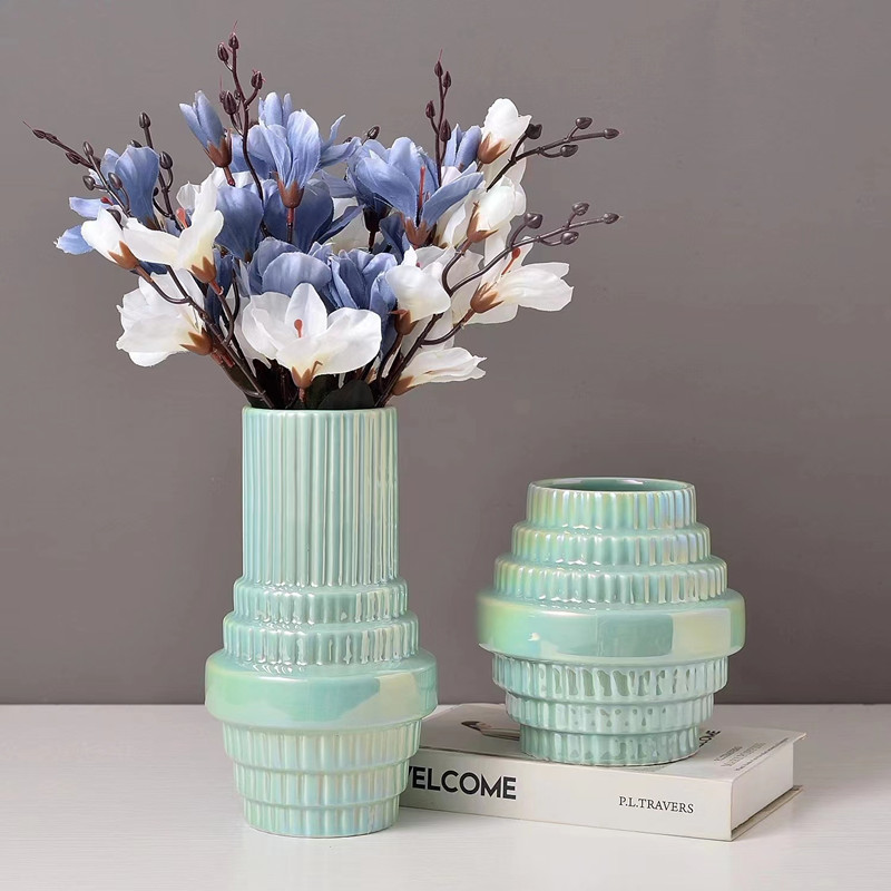 New Nordic minimalist electroplated ceramic vases, wedding and hotel soft decoration items, hydroponic flower vases, living room decorative cabinets, dining tables, model rooms, home decoration handicrafts Application Scenario