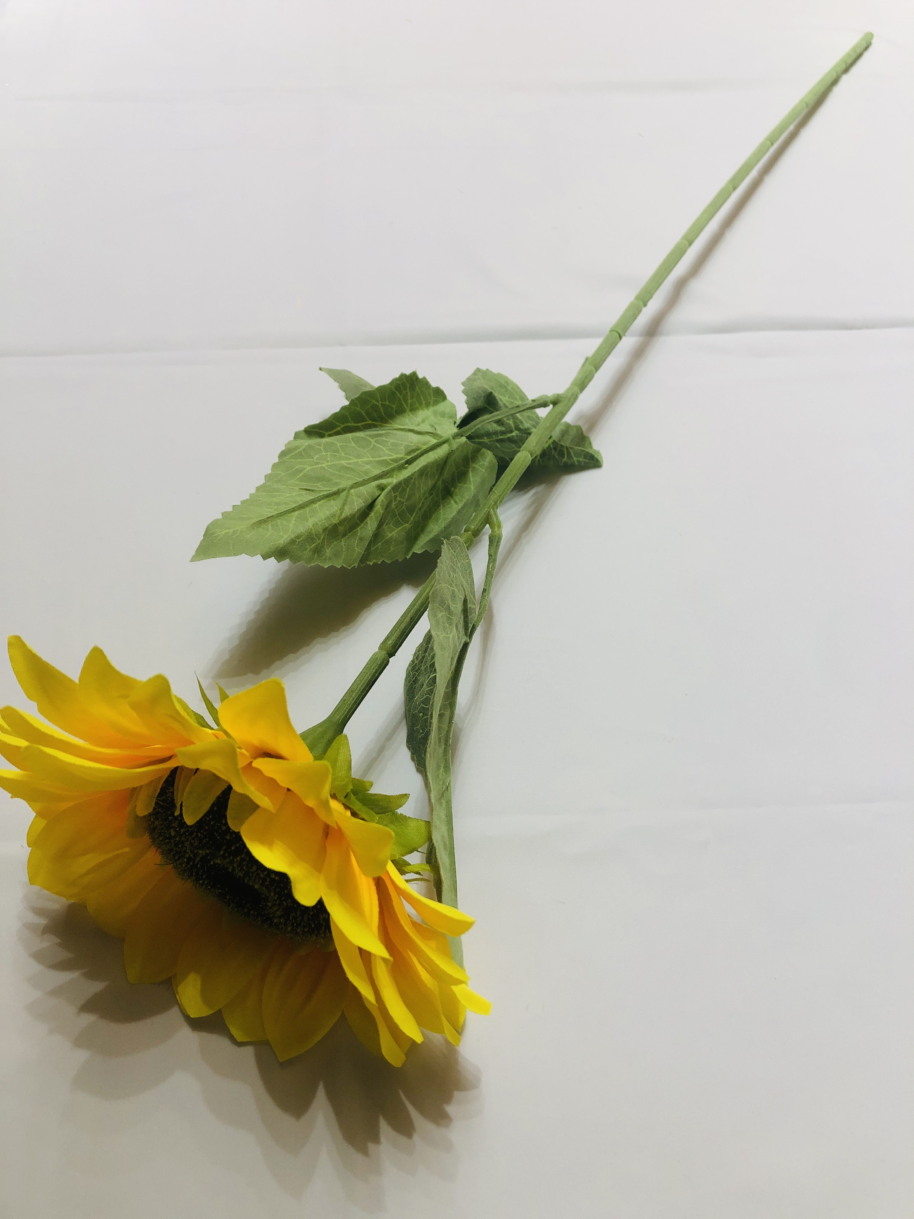 Simulation Sunflower Restaurant Table Decoration Flower Arrangement Cloth Fake Flower Wedding Decoration Dried Flower Simulation Plant No. 3 3 Leaf Plant Hair Simulation Sunflower Specification drawing